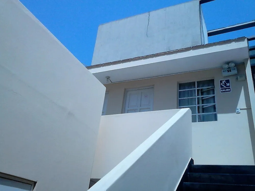 Hotel Pradera Verde Inn