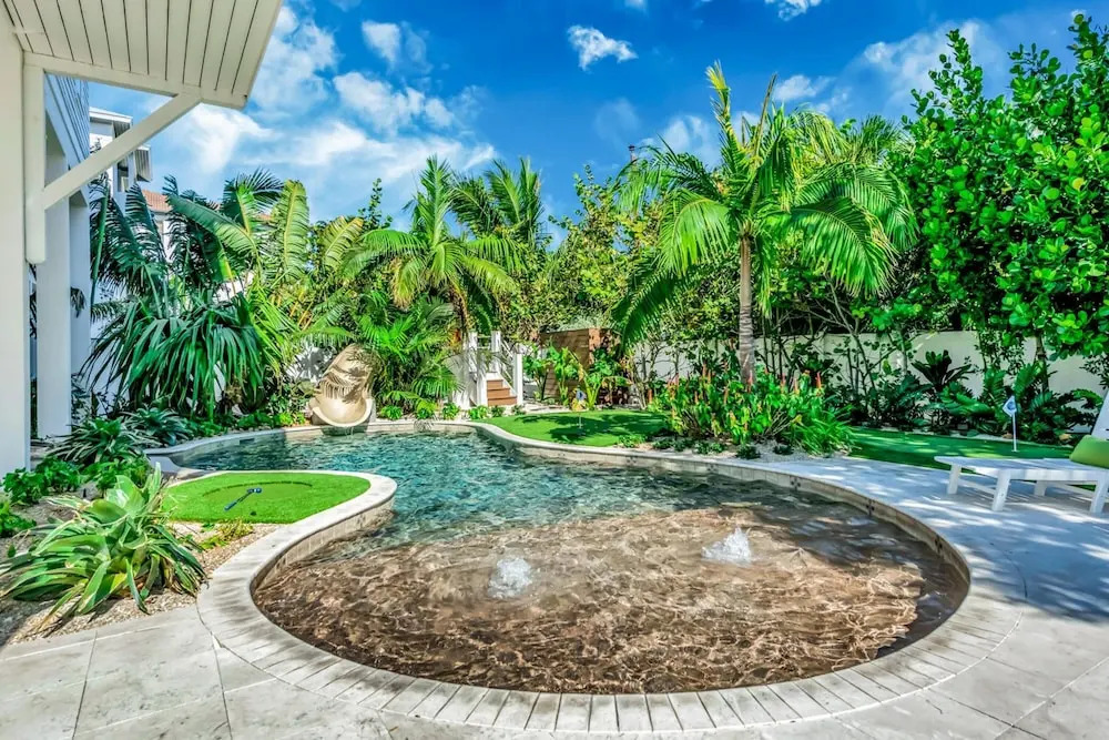 The Plaza in Siesta Key