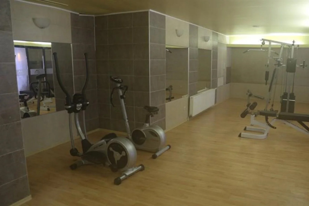Mountain Paradise by Walnut Trees Apart hotel