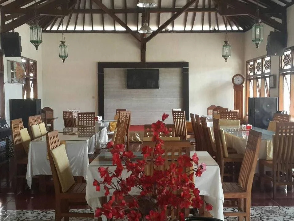 Hotel Minak Jinggo