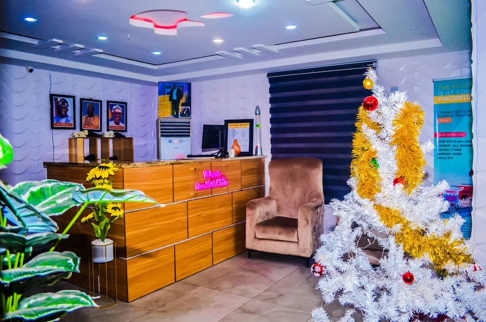 Owee Hotel Exclusive Apartments & Suites