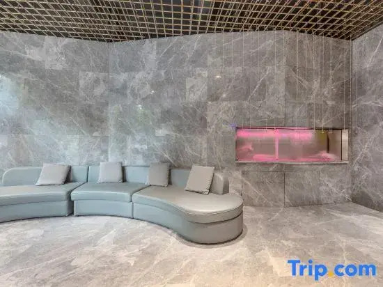 Yufuheng Business Hotel (Shenzhen Longhua Bus Station)