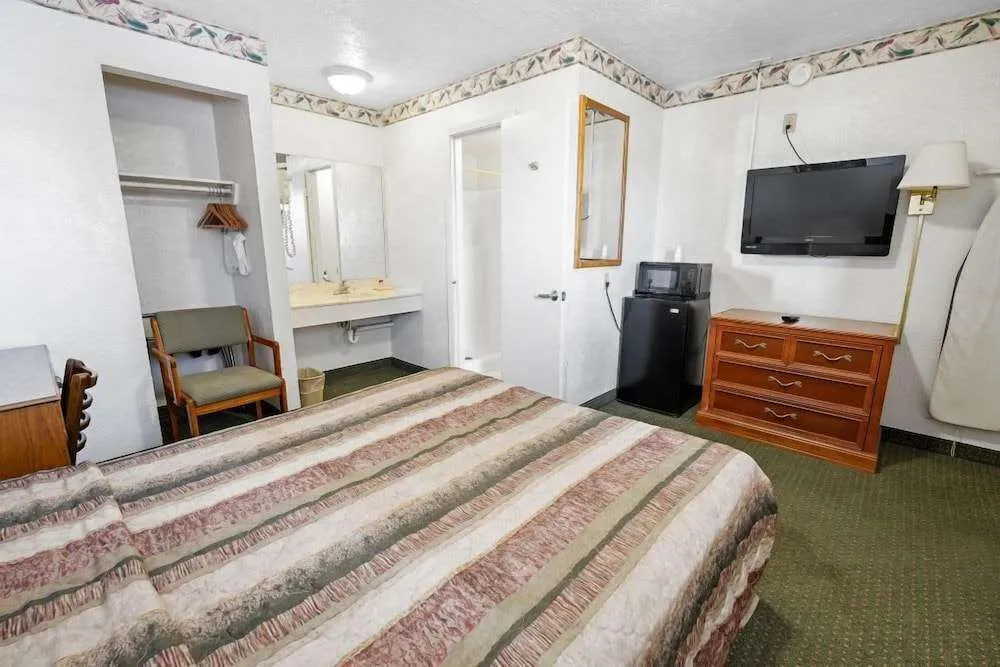Friendship Inn