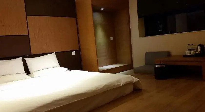 Starway Hotel Shanghai Songjiang Stadium