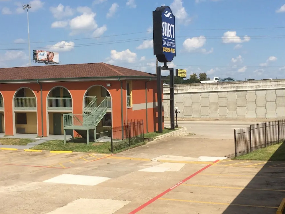 Express Inn Gulf Bank
