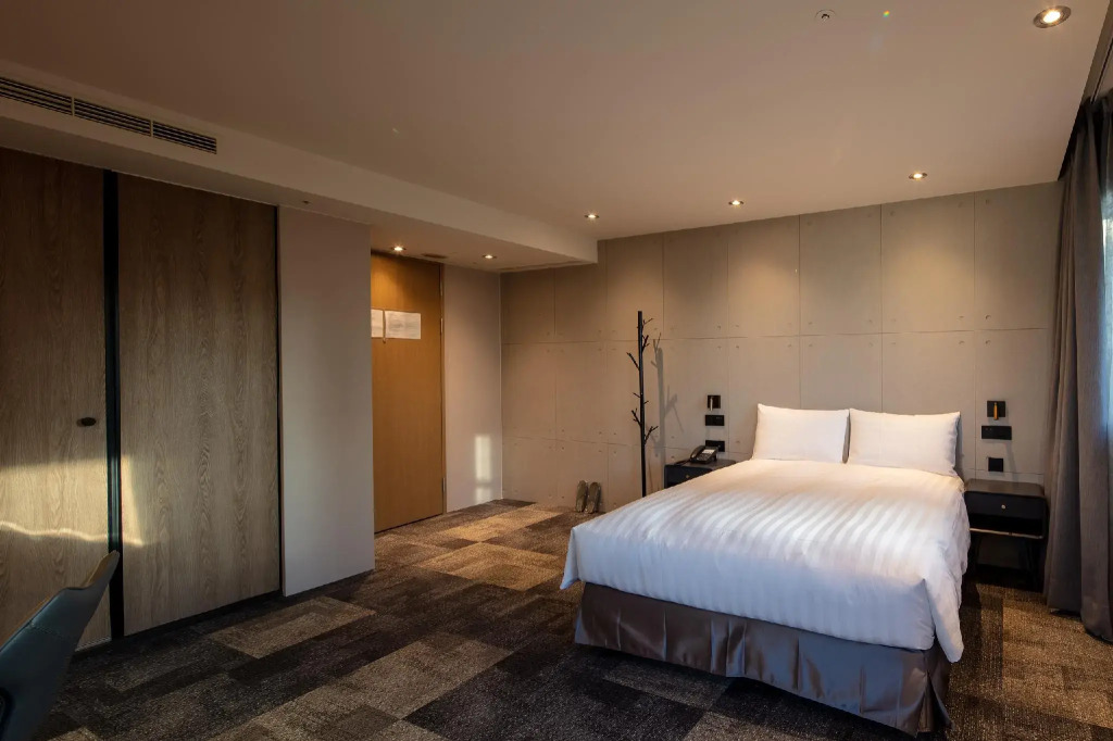 Roaders Plus Hotel Theme