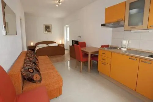 Apartments Gudelj