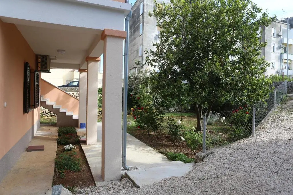 Apartments Edita