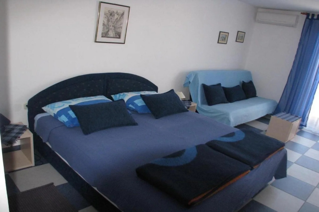 Apartments Srkoc