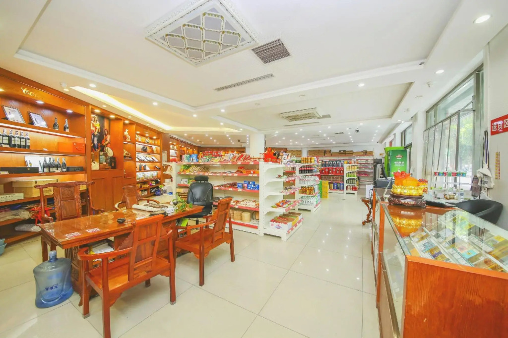Renqiu Yueheng Business Express Hotel