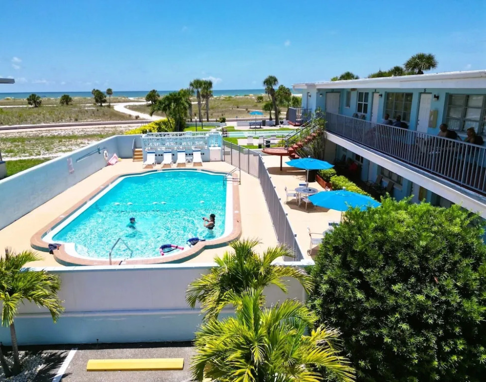 Beachside Resort Motel