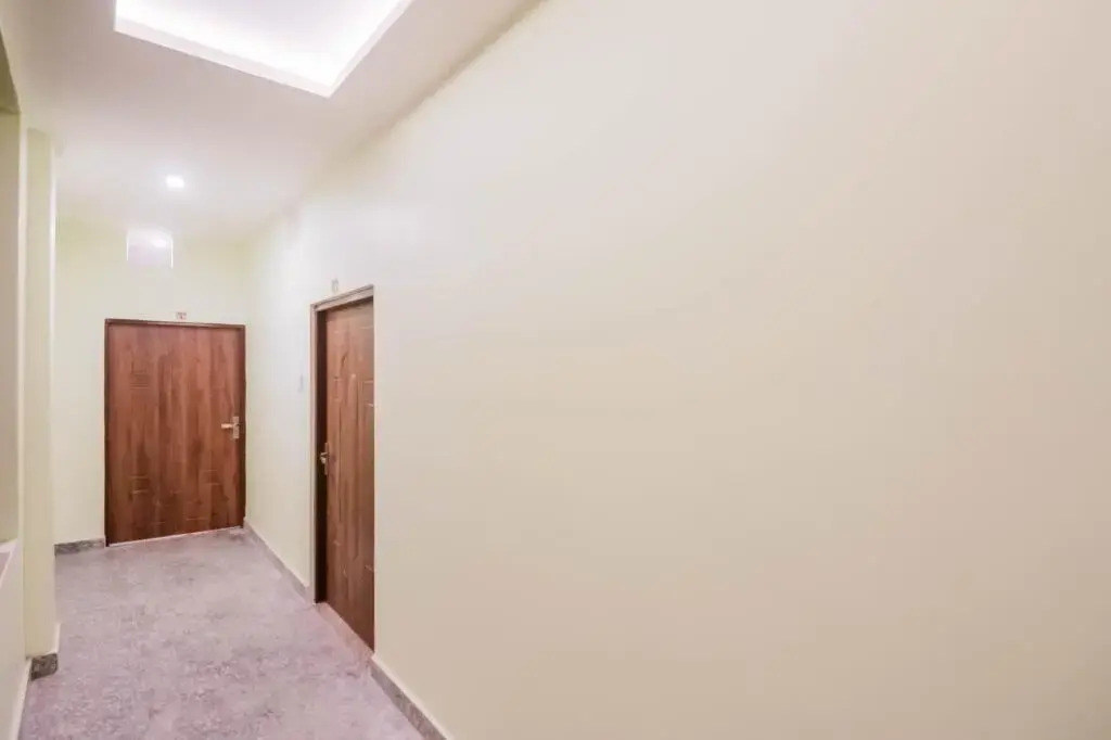 Hotel Holiday by OYO Rooms