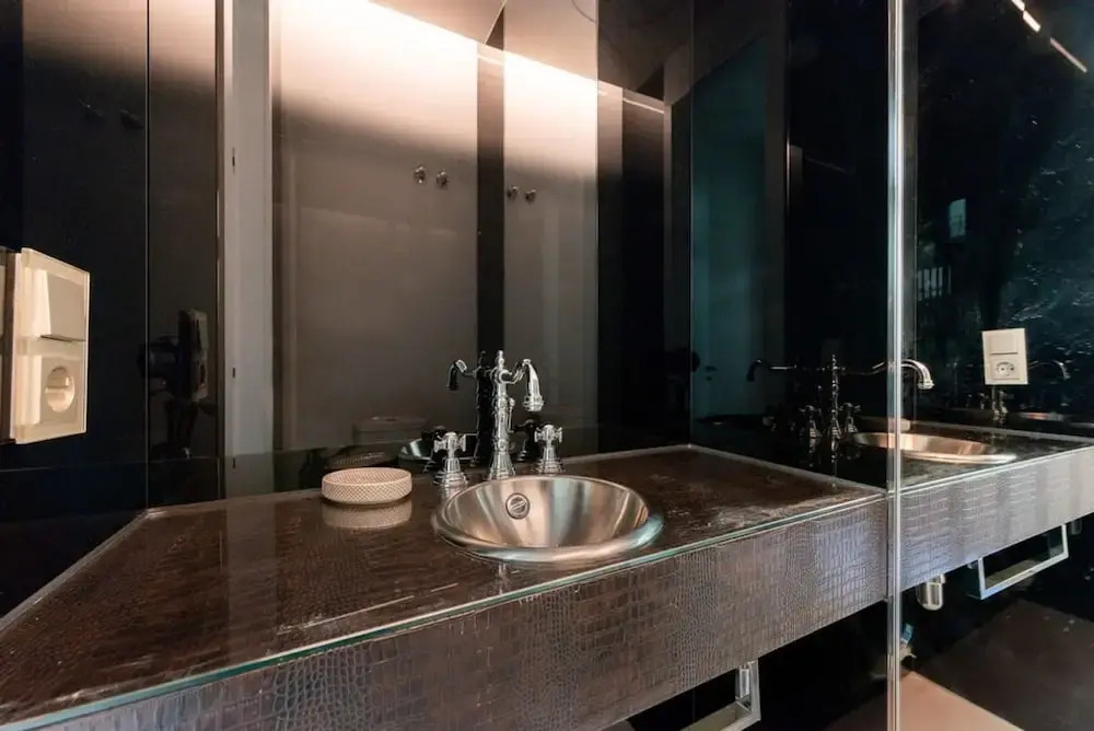 The Deauville Majestic 1 Bedroom in Chueca