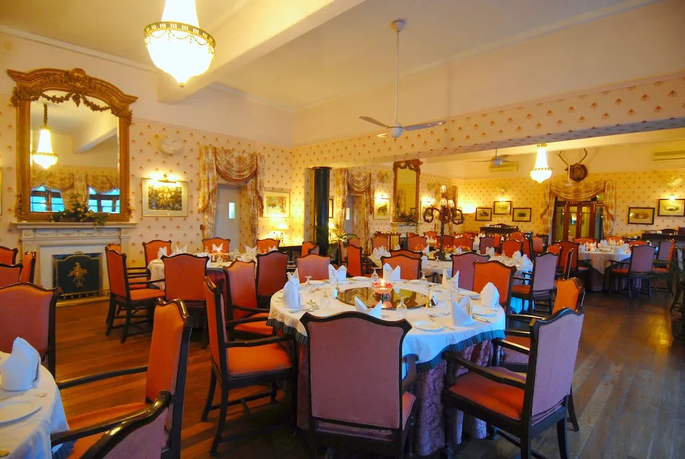 Gajner Palace