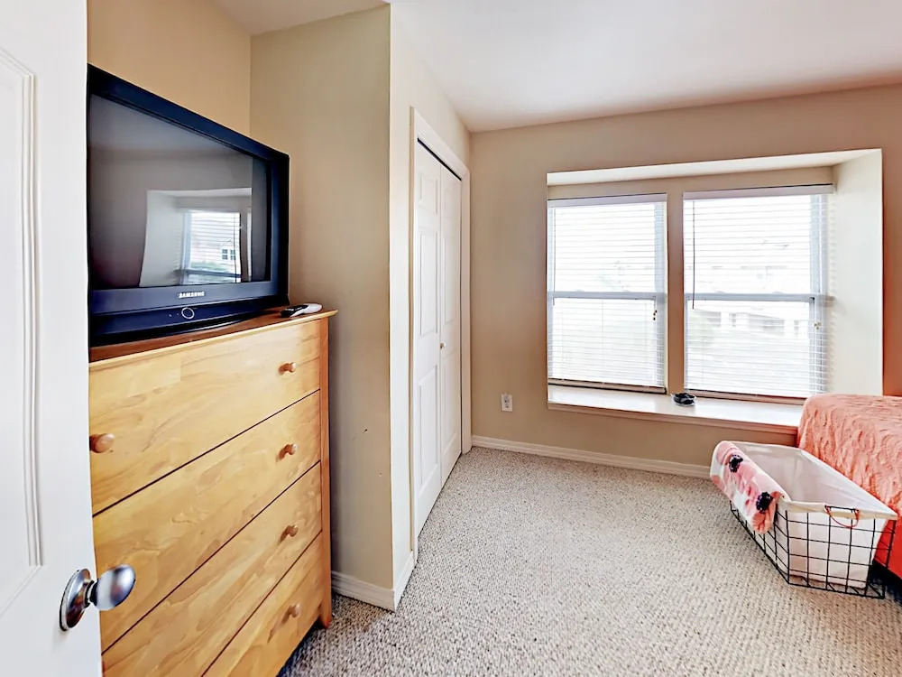 Perdido Bay Townhouse 2 Bedrooms 2.5 Bathrooms Townhouse