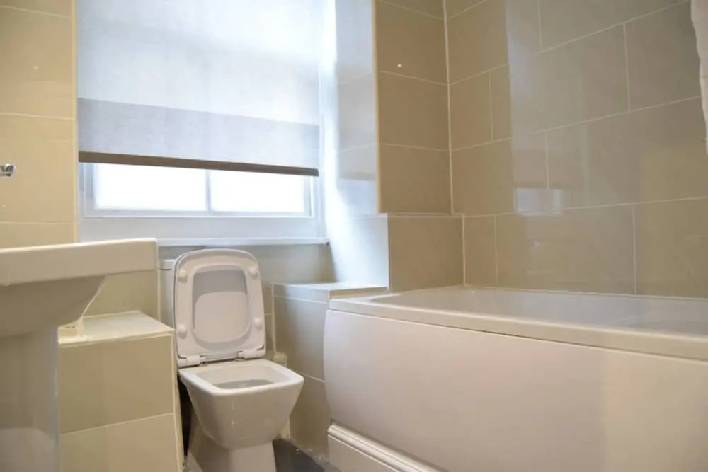 3 Bedroom Bayswater Flat