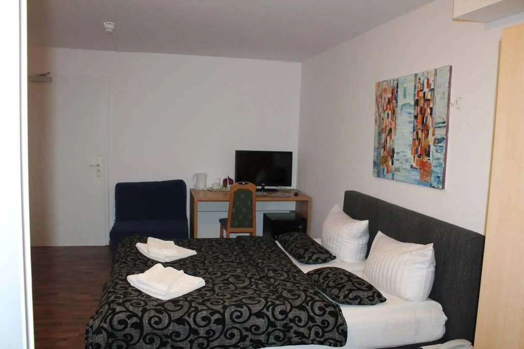 City Lounge Hotel