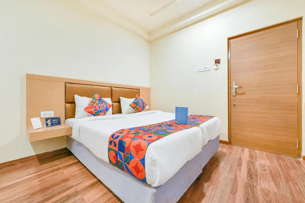 Nestlay Rooms Vanagaram