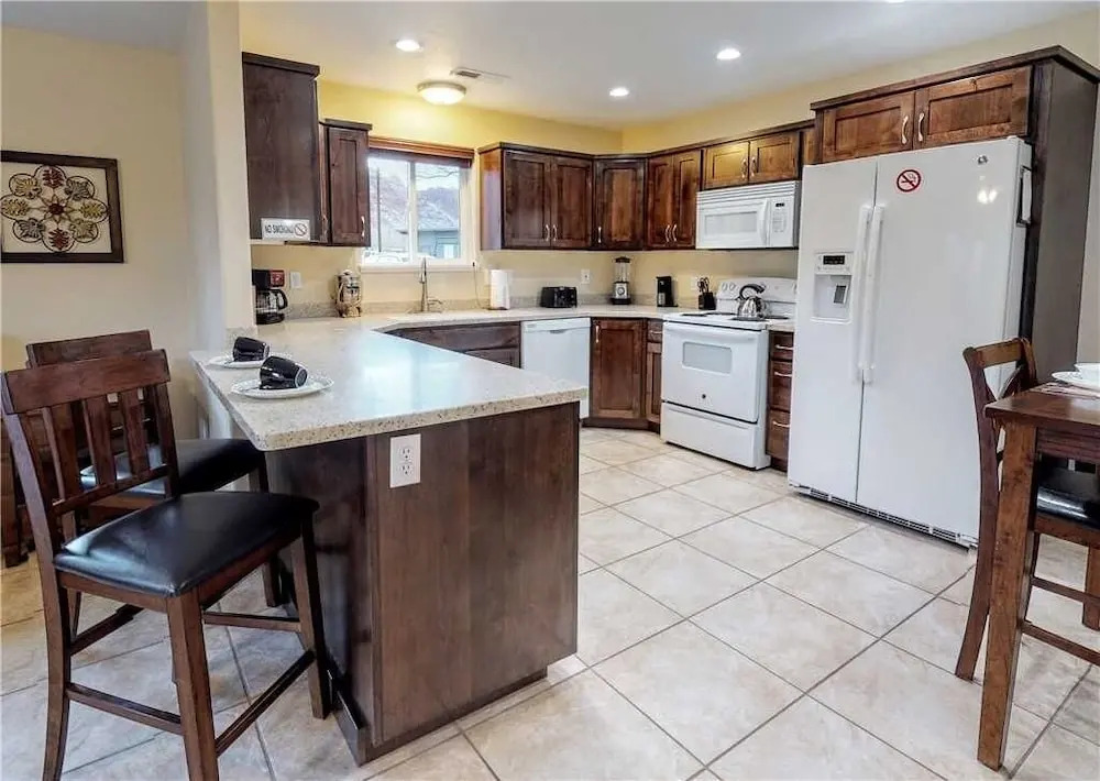 Moab Trails Inn ~ A - 2 Br Duplex