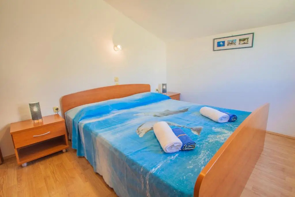 Apartmani Komešić