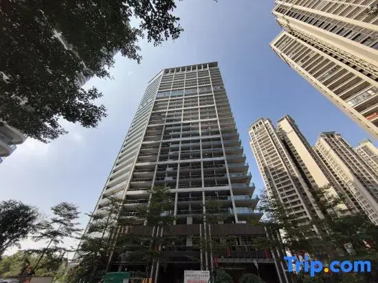 Yiqu International Apartment (Zhongshan Poly International Store)