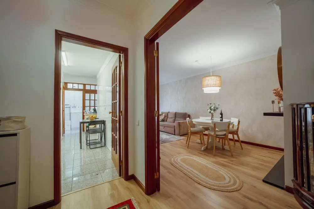 Matosinhos Center Premium Apartment by Vacationy
