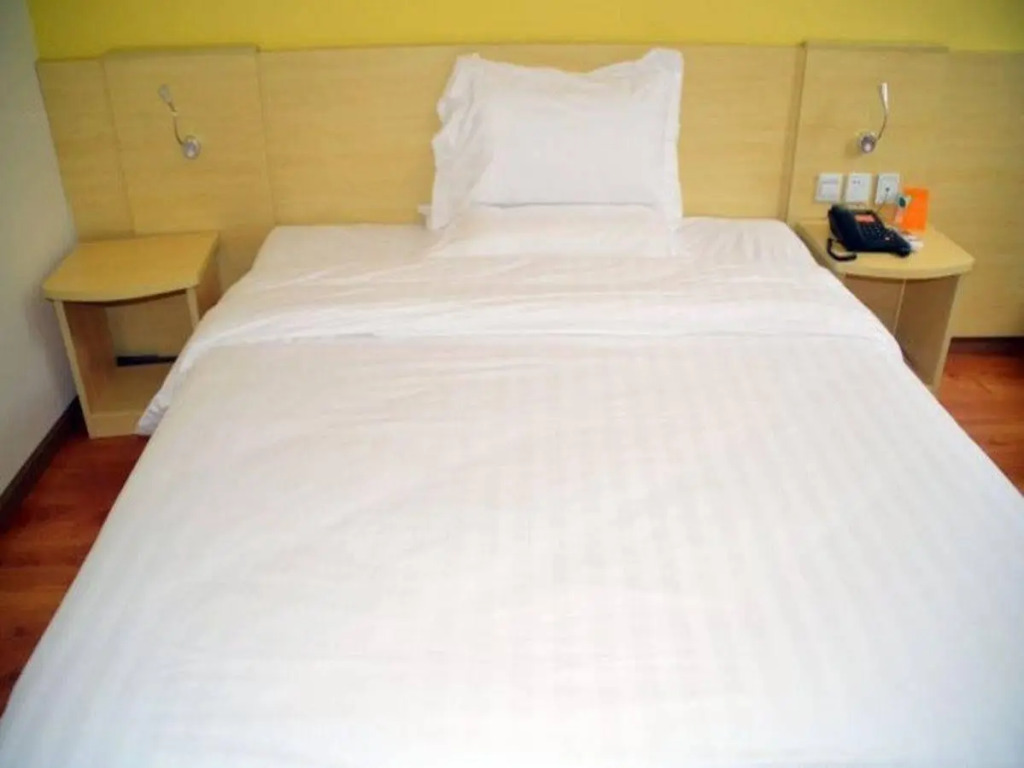 7 Days Inn Chengdu Wenjiang Ito Department Store Branch