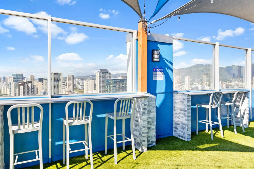 Beautiful Ocean Views | 1 Block to Beach | WIFI
