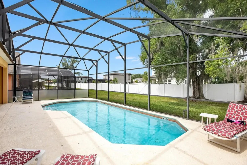 Plenty of Room for the Whole Family& Private Pool