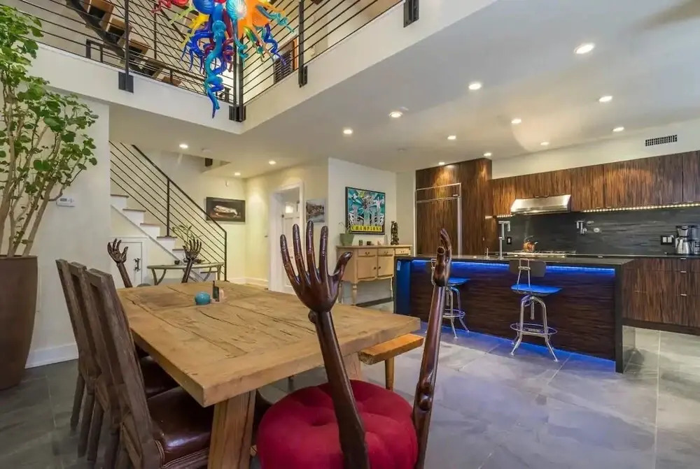 Barstool Sports City Mansion w Roof Deck