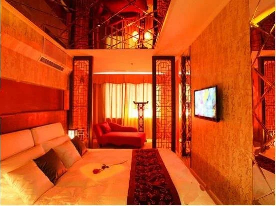 Love Theme Hotel - Shanghai Yuyuan Garden Branch