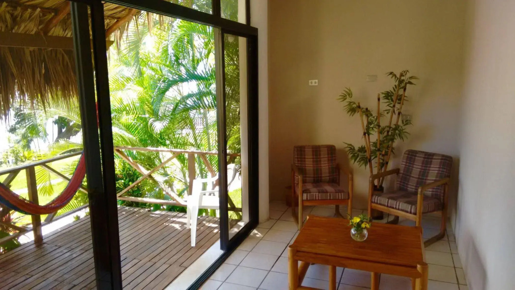 Banana Palms Hotel