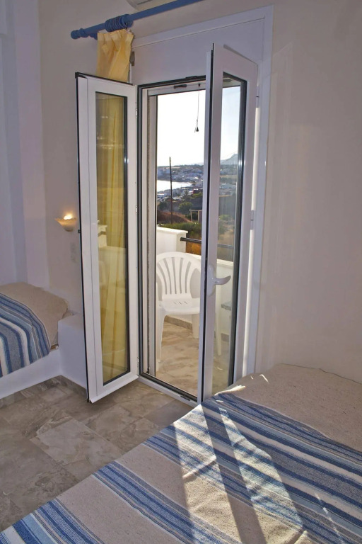 Helios Studios & Apartments
