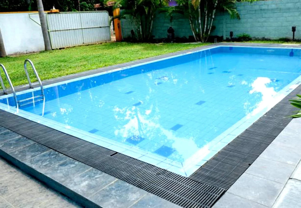 Airport reach villa