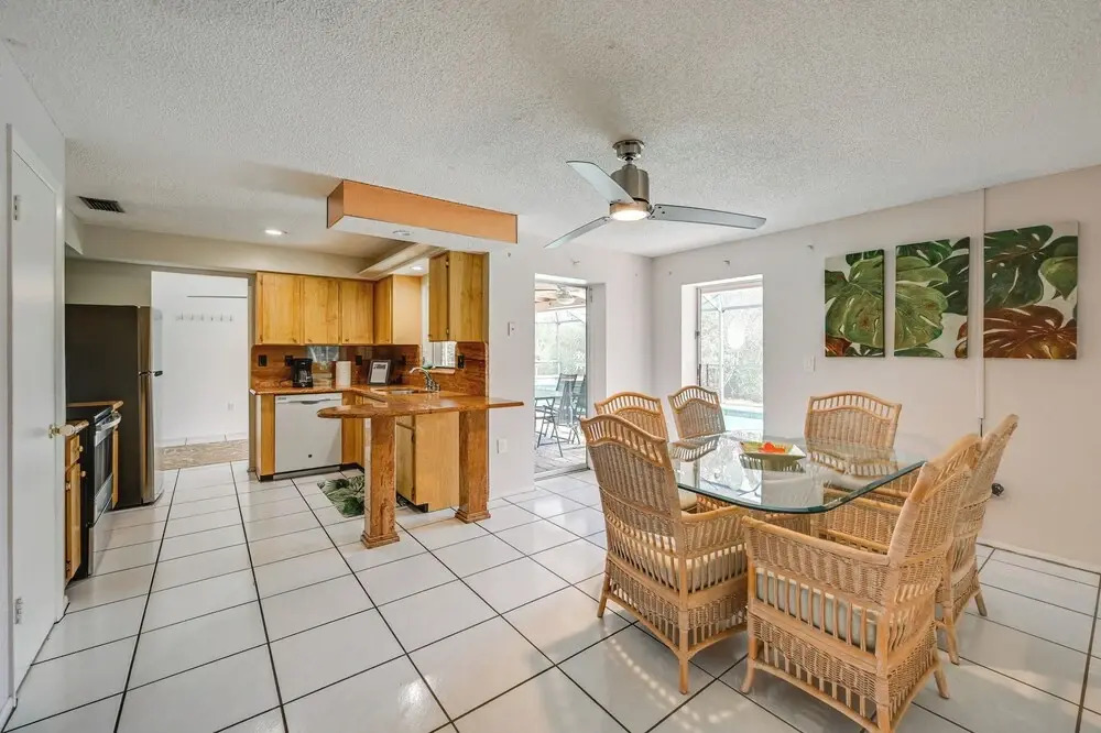 3 Mi to Naples Botanical Garden: Home w/ Hot Tub!
