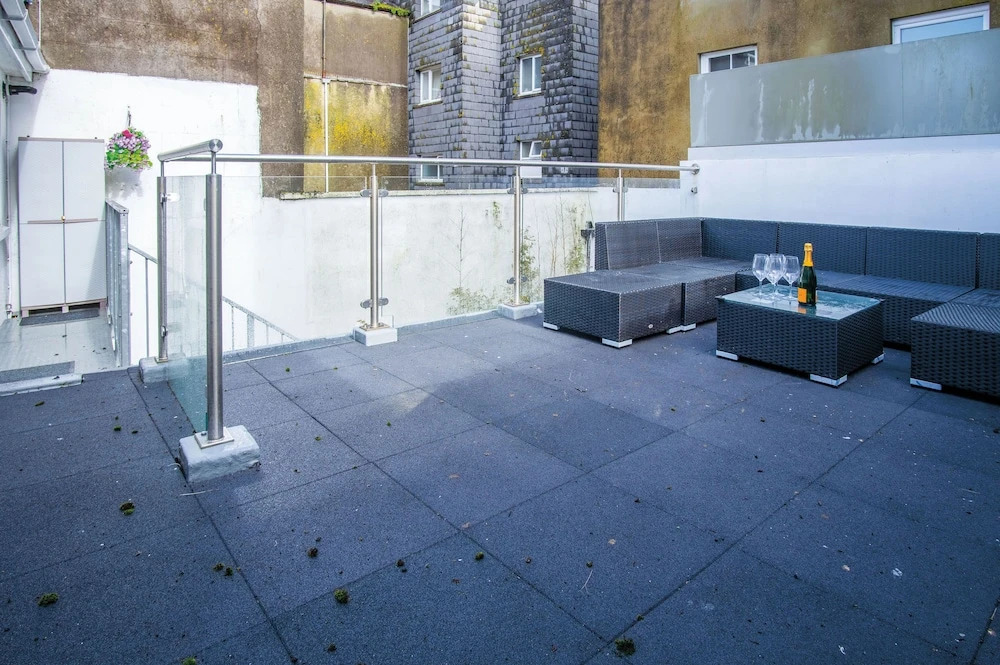 Luxurious Apartment Charlton Mews - 2 Bed - Tenby