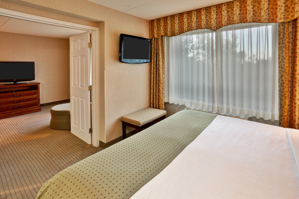 Holiday Inn Hotel & Suites Ann Arbor University of Michigan Area by IHG