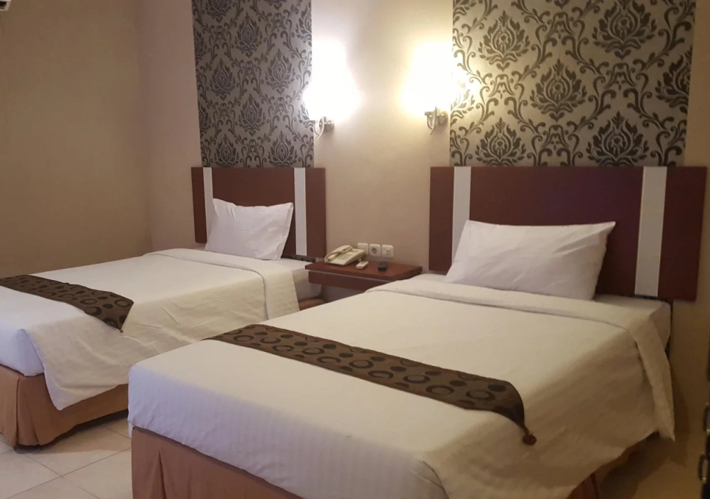 Urbanview Hotel Sayang Makassar by RedDoorz
