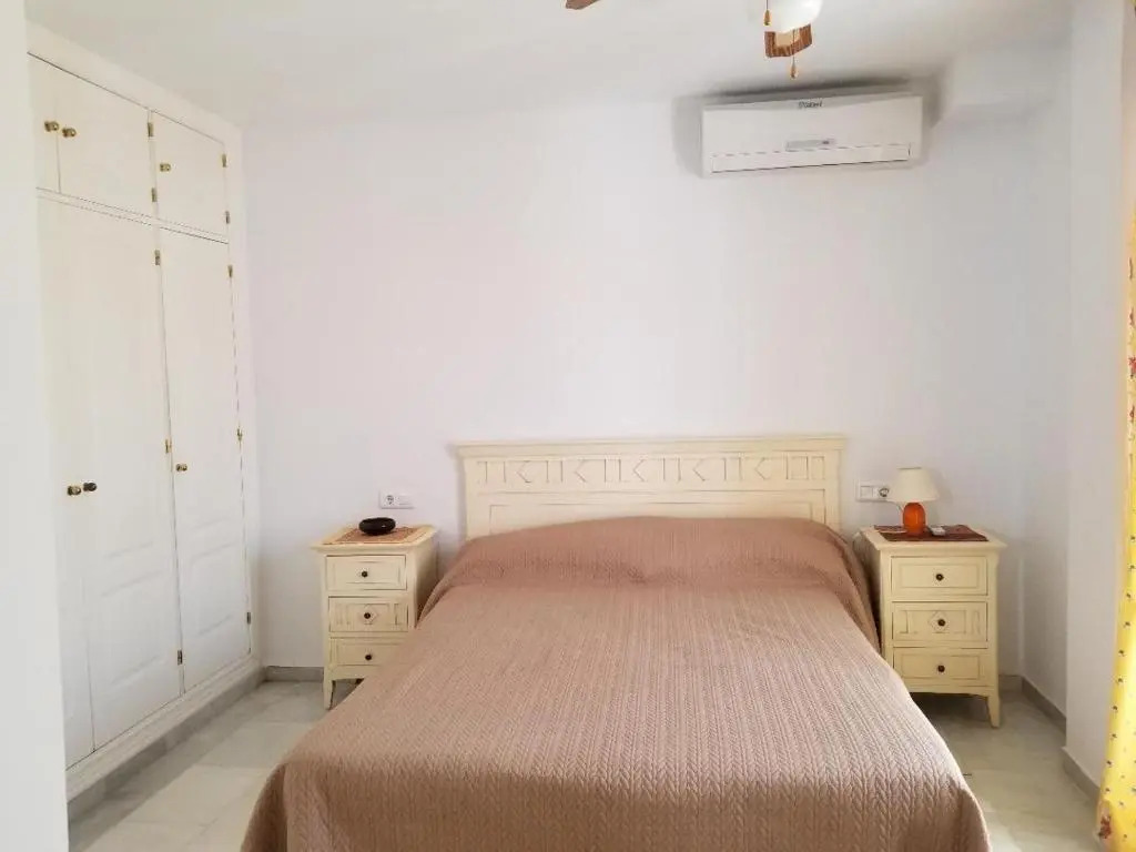 Spaciously Cosy Apartment 5b close to beach