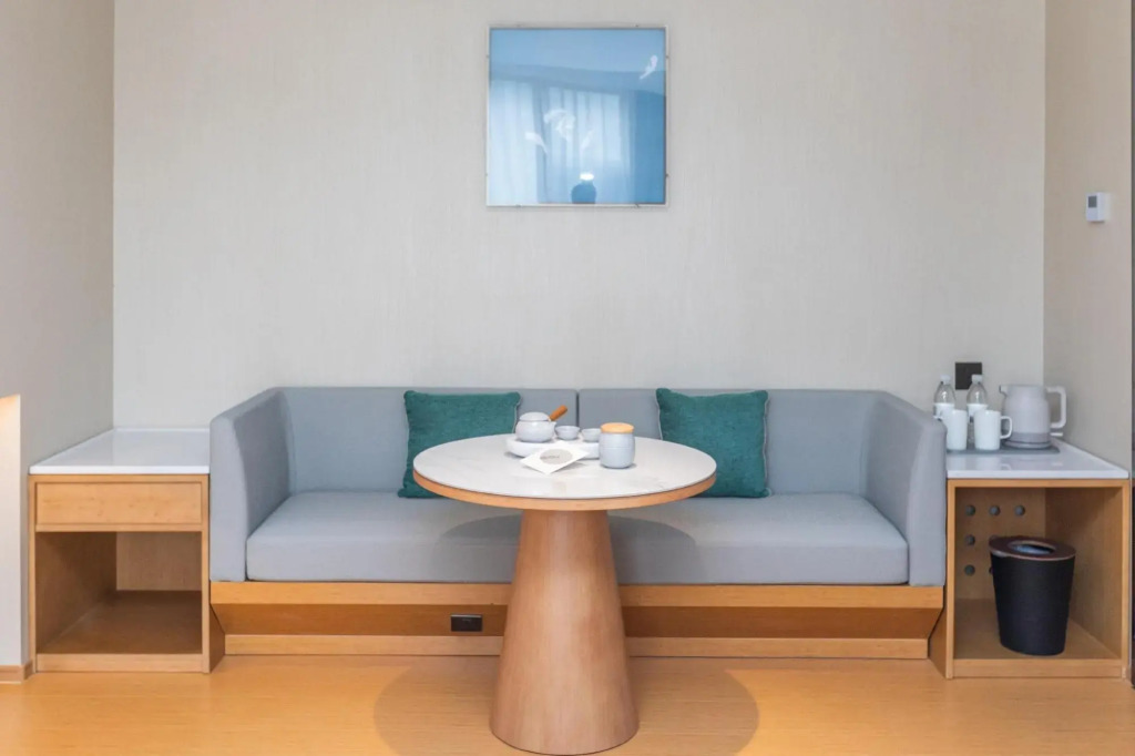 JI Hotel (Hunan Provincial People's Government Forestry University)