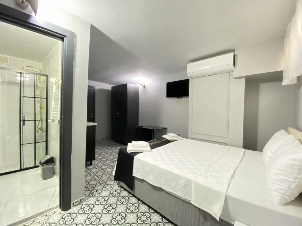 Comfy and Central Studio Flat in Kabatas Beyoglu