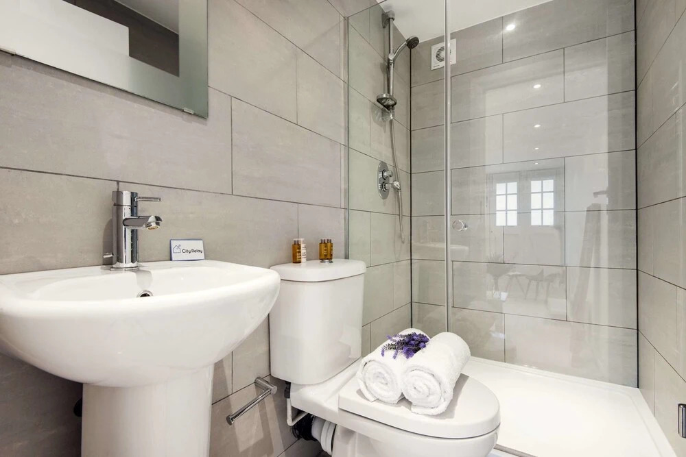 The Lexham Mews Gem - SCR