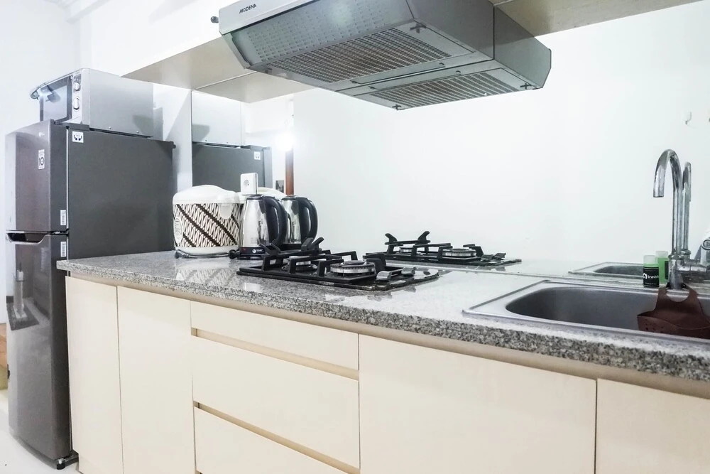 Convenient 3BR Apartment at Waterplace Residence Pakuwon Indah