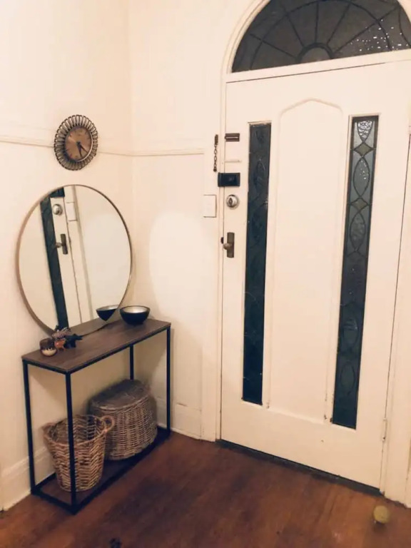 Artistic Apartment in Sunny Elwood near St Kilda