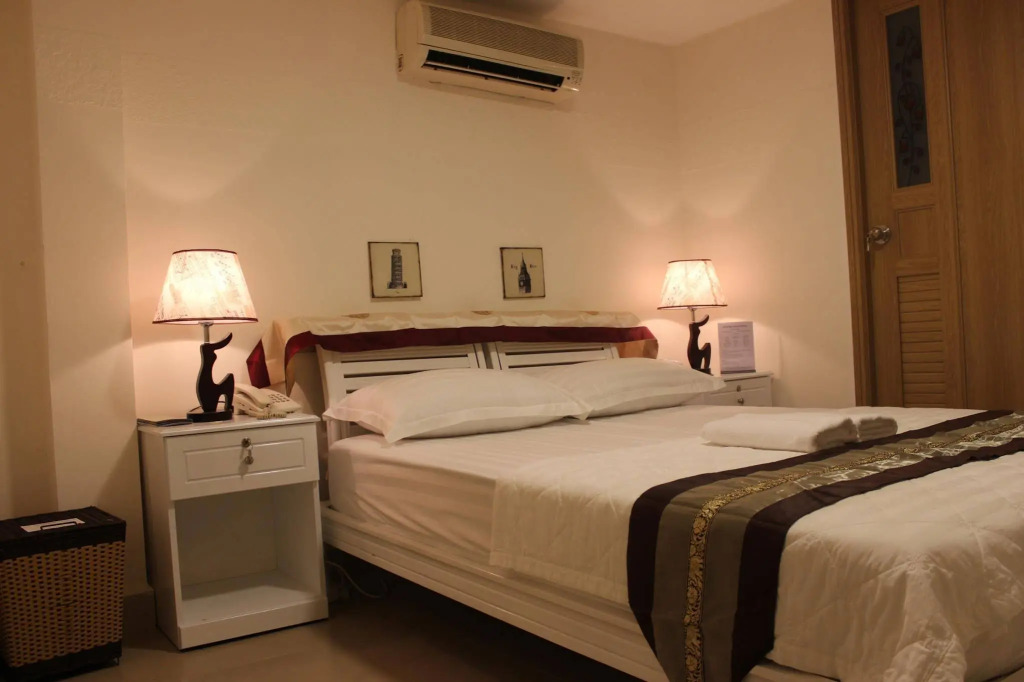 Legend Saigon Hotel