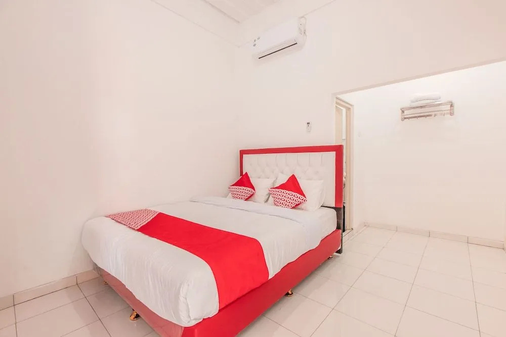 OYO Life 1322 Elegant Residence