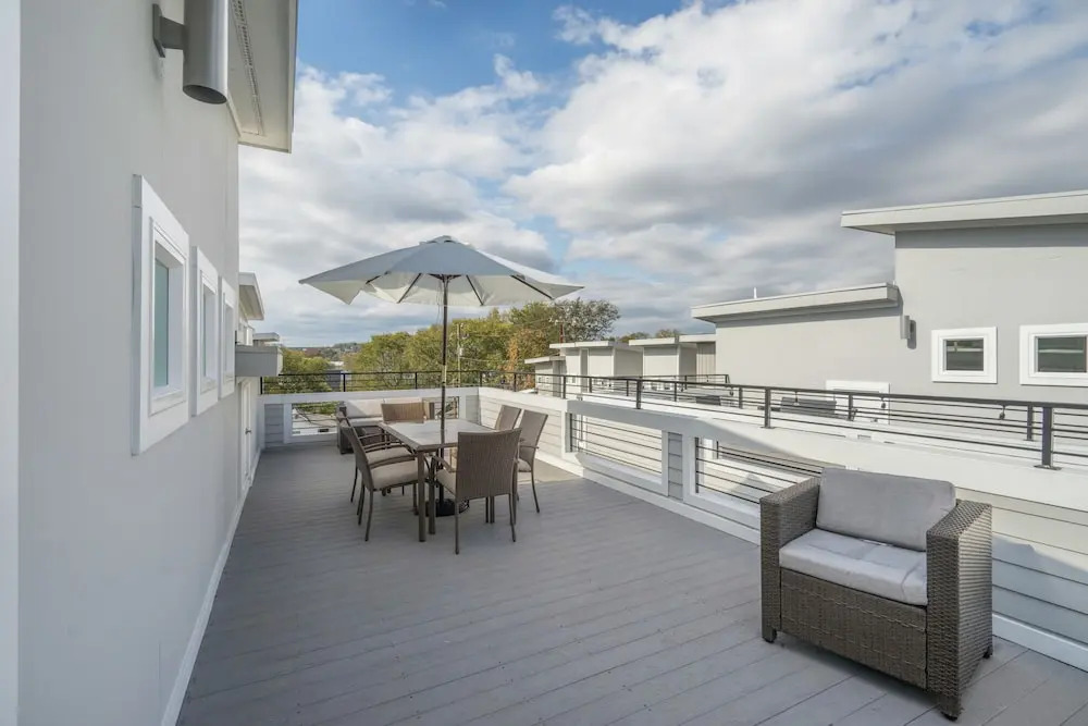 2nd Ave S Townhouse Unit C10 - 3 Br Townhouse