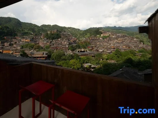 Thousands of Miles · Valtemon High Altitude Beauty Field Homestay