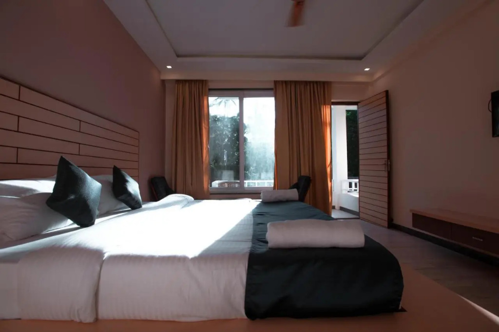 Golden Sands Resort, Morjim