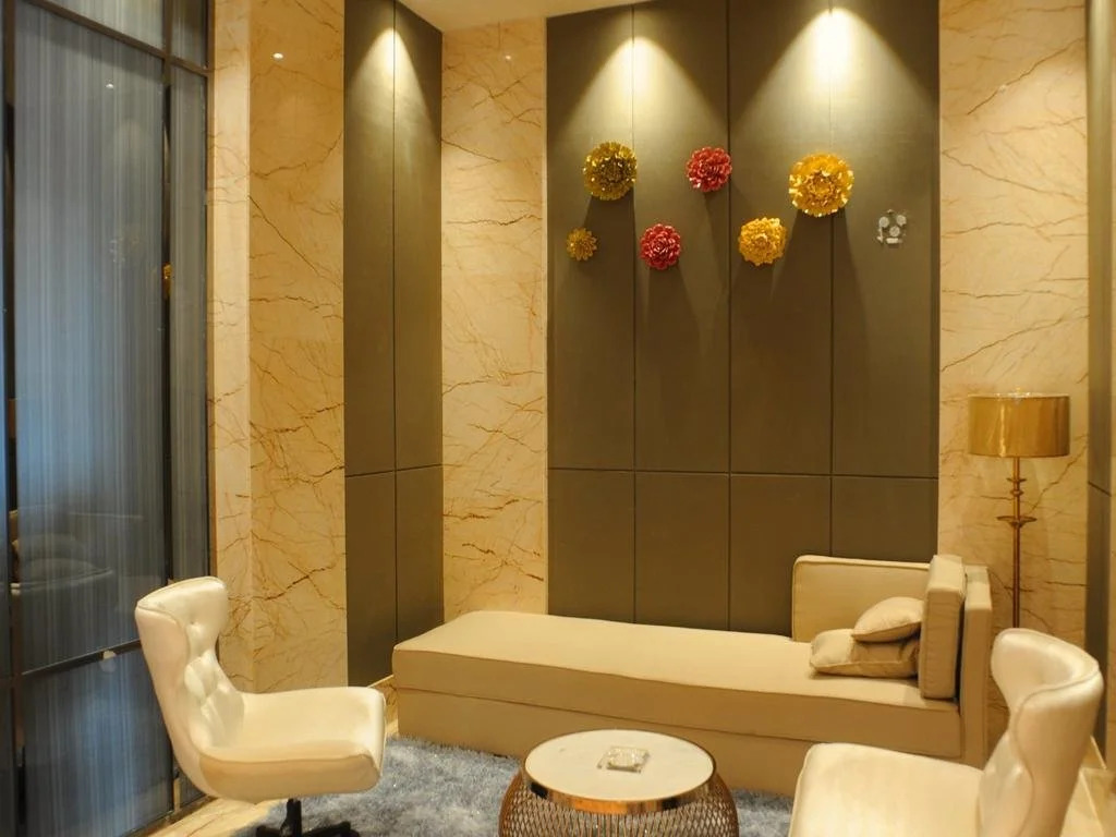 Joy Hotel